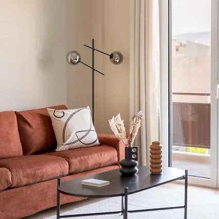 Beaming 2br In Paleo Faliro By Upstreet